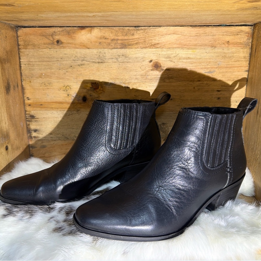 Lucky Brand Sleek Black Ankle Booties - Picture 2 of 10